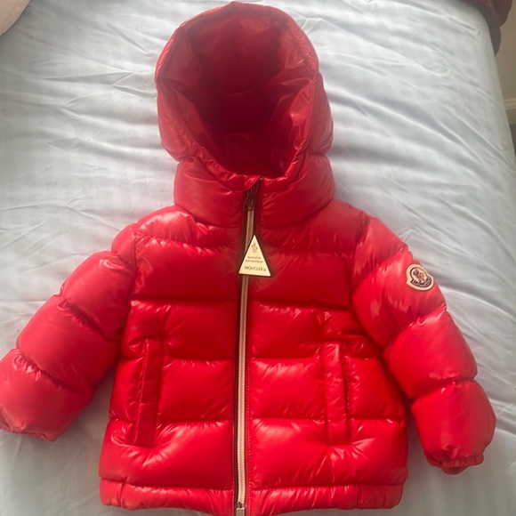Moncler Jackets & Coats New Moncler Enfant Baby Red Down New Aubert